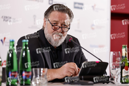 Pressekonferenz mit Russell Crowe, Karlovy Vary International Film Festival 2023