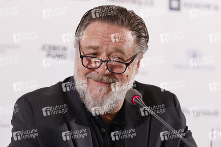Pressekonferenz mit Russell Crowe, Karlovy Vary International Film Festival 2023