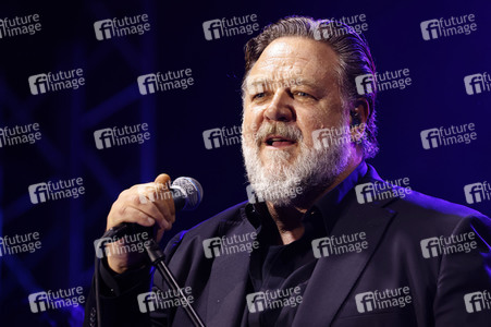 Konzert von Russell Crowe, Karlovy Vary International Film Festival 2023