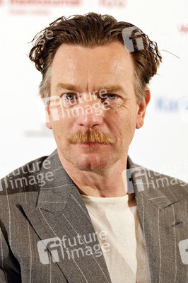 Pressekonferenz 'You Sing Loud, I Sing Louder', Karlovy Vary International Film Festival 2023
