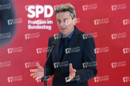 Pressestatement der SPD-Bundestagsfraktion in Berlin