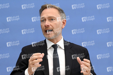 Bundespressekonferenz Regierungsentwurf für den Bundeshaushalt 2024 in Berlin