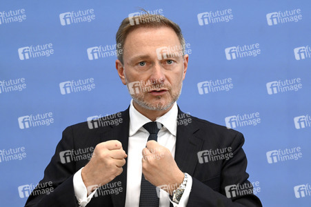 Bundespressekonferenz Regierungsentwurf für den Bundeshaushalt 2024 in Berlin