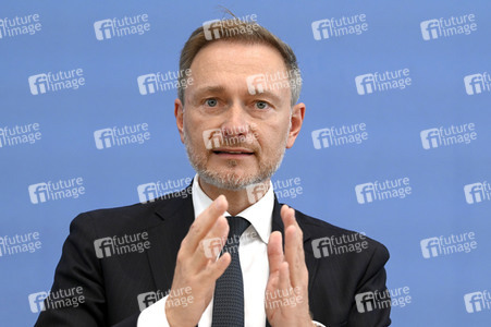 Bundespressekonferenz Regierungsentwurf für den Bundeshaushalt 2024 in Berlin