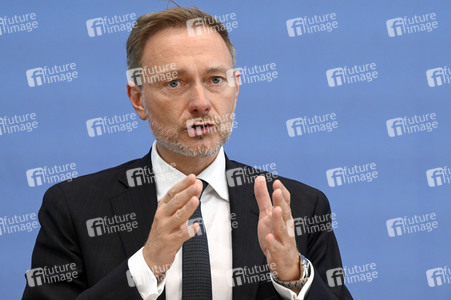 Bundespressekonferenz Regierungsentwurf für den Bundeshaushalt 2024 in Berlin