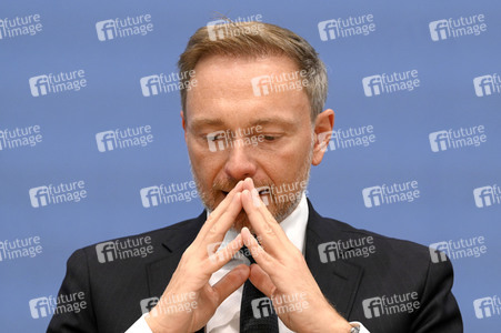 Bundespressekonferenz Regierungsentwurf für den Bundeshaushalt 2024 in Berlin