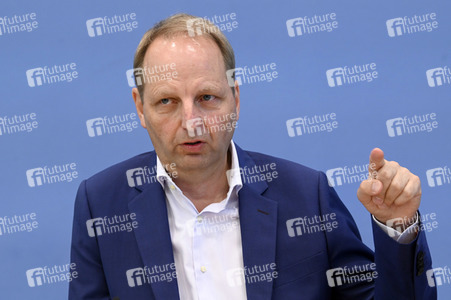 Bundespressekonferenz BVerfG Entscheidung zum Gebäudeenergiegesetz in Berlin