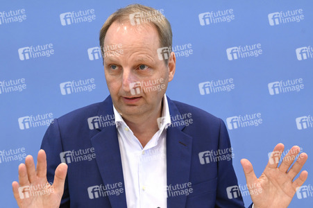 Bundespressekonferenz BVerfG Entscheidung zum Gebäudeenergiegesetz in Berlin
