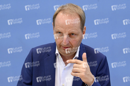 Bundespressekonferenz BVerfG Entscheidung zum Gebäudeenergiegesetz in Berlin
