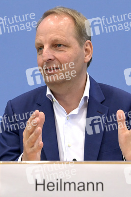 Bundespressekonferenz BVerfG Entscheidung zum Gebäudeenergiegesetz in Berlin
