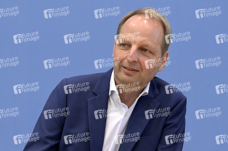Bundespressekonferenz BVerfG Entscheidung zum Gebäudeenergiegesetz in Berlin
