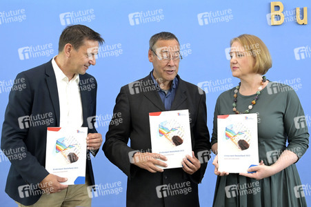 Bundespressekonferenz Kinderreport 2023 in Berlin
