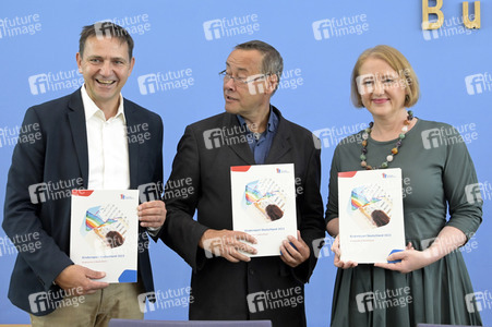 Bundespressekonferenz Kinderreport 2023 in Berlin