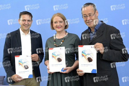 Bundespressekonferenz Kinderreport 2023 in Berlin