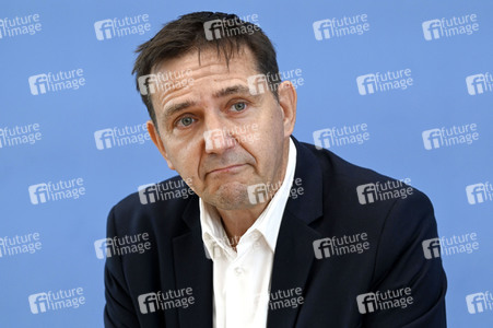 Bundespressekonferenz Kinderreport 2023 in Berlin