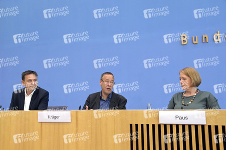Bundespressekonferenz Kinderreport 2023 in Berlin