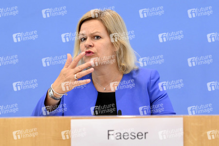 Bundespressekonferenz zur Vorstellung der BSI Präsidentin in Berlin