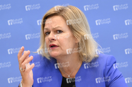Bundespressekonferenz zur Vorstellung der BSI Präsidentin in Berlin