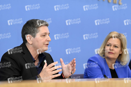 Bundespressekonferenz zur Vorstellung der BSI Präsidentin in Berlin