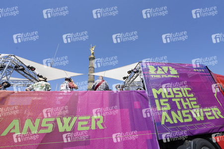 Rave The Planet Techno-Parade in Berlin