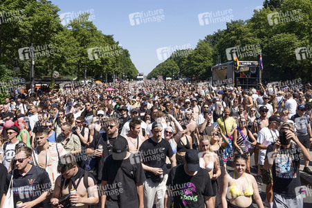 Rave The Planet Techno-Parade in Berlin