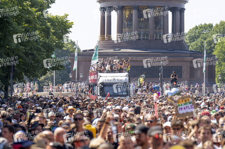 Rave The Planet Techno-Parade in Berlin