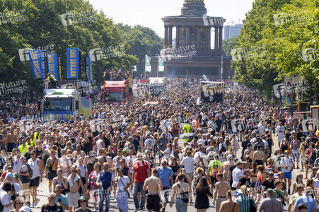Rave The Planet Techno-Parade in Berlin