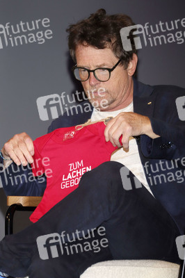 Verleihung des Frontier Award an Michael J. Fox in München