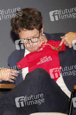 Verleihung des Frontier Award an Michael J. Fox in München