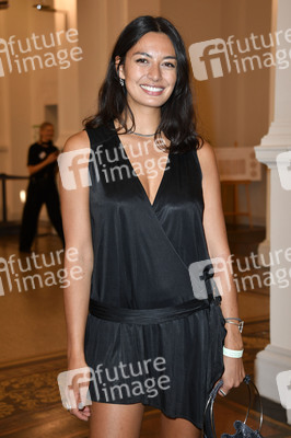William Fan Fashion Show auf der Berlin Fashion Week S/S 2024