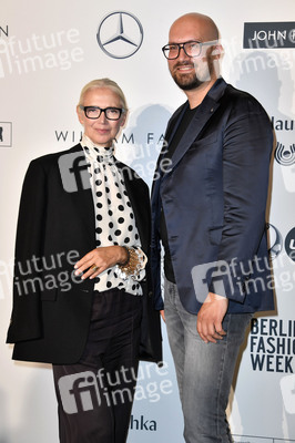 William Fan Fashion Show auf der Berlin Fashion Week S/S 2024
