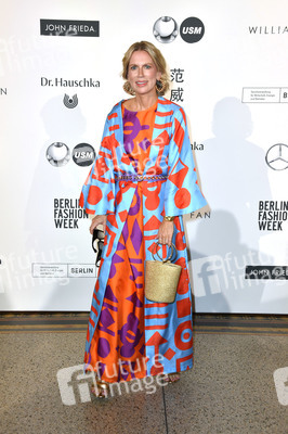 William Fan Fashion Show auf der Berlin Fashion Week S/S 2024