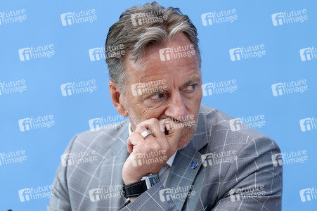 Bundespressekonferenz Lagebild häusliche Gewalt und Start der Studie LeSuBia in Berlin