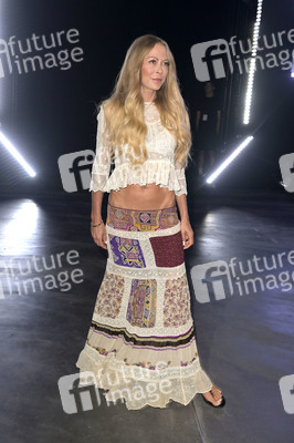 Marcel Ostertag Fashion Show auf der Berlin Fashion Week S/S 2024
