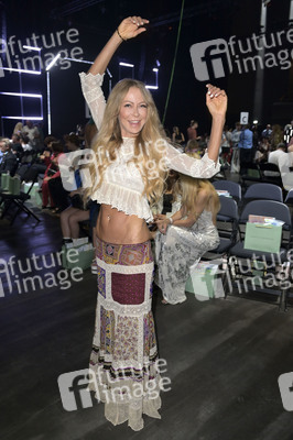 Marcel Ostertag Fashion Show auf der Berlin Fashion Week S/S 2024