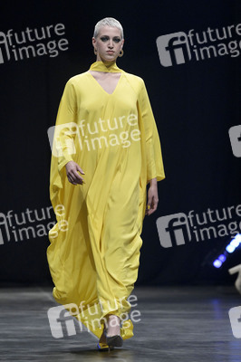 Marcel Ostertag Fashion Show auf der Berlin Fashion Week S/S 2024