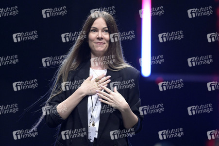Rebekka Ruetz Fashion Show auf der Berlin Fashion Week S/S 2024