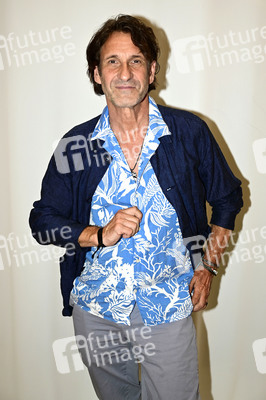 Anja Gockel Fashion Show 'Air' auf der Berlin Fashion Week Spring/Summer 2024 in Berlin