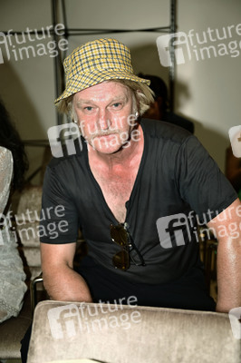 Anja Gockel Fashion Show 'Air' auf der Berlin Fashion Week Spring/Summer 2024 in Berlin