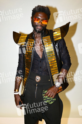 Anja Gockel Fashion Show 'Air' auf der Berlin Fashion Week Spring/Summer 2024 in Berlin