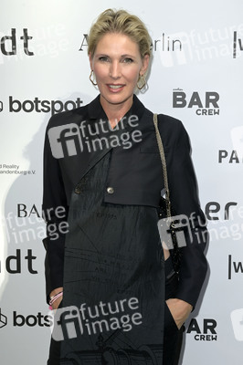 Esther Perbandt Fashion Show auf der Berlin Fashion Week S/S 2024