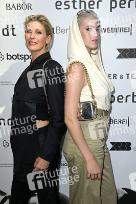 Esther Perbandt Fashion Show auf der Berlin Fashion Week S/S 2024