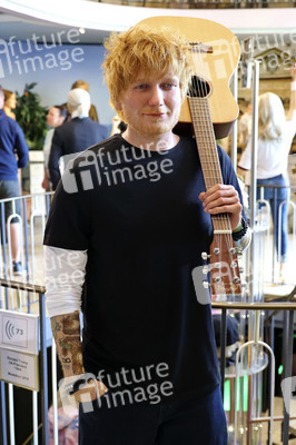 Präsentation der Wachsfigur von Ed Sheeran in Hamburg