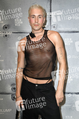 Haderlump Fashion Show auf der Berlin Fashion Week S/S 2024