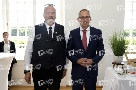 Verleihung der Hessischen Pflegemedaille in Wiesbaden