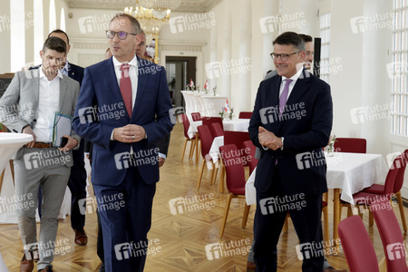 Verleihung der Hessischen Pflegemedaille in Wiesbaden