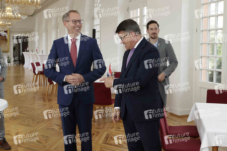 Verleihung der Hessischen Pflegemedaille in Wiesbaden