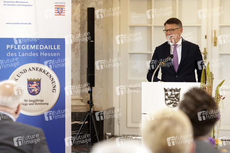 Verleihung der Hessischen Pflegemedaille in Wiesbaden