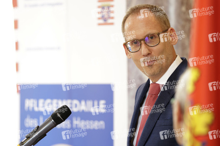 Verleihung der Hessischen Pflegemedaille in Wiesbaden