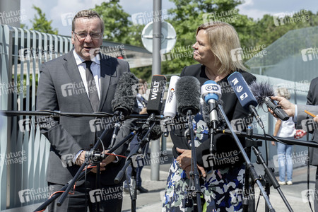 Pressestatements nach der 69. Sitzung des Bundeskabinetts in Berlin